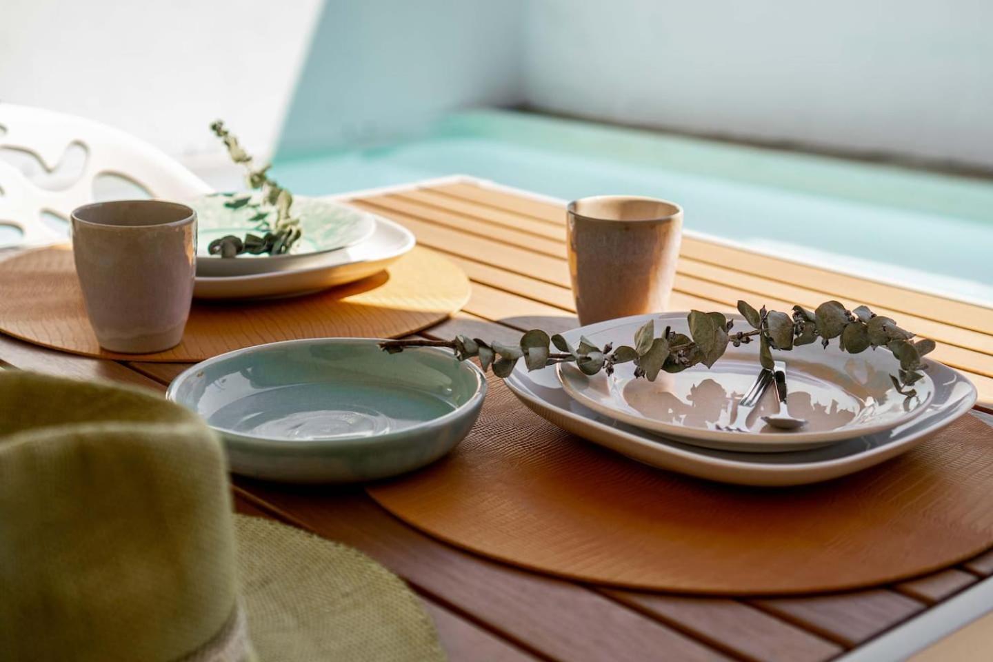 Sea'ya Thoughtful - Areia Cascais